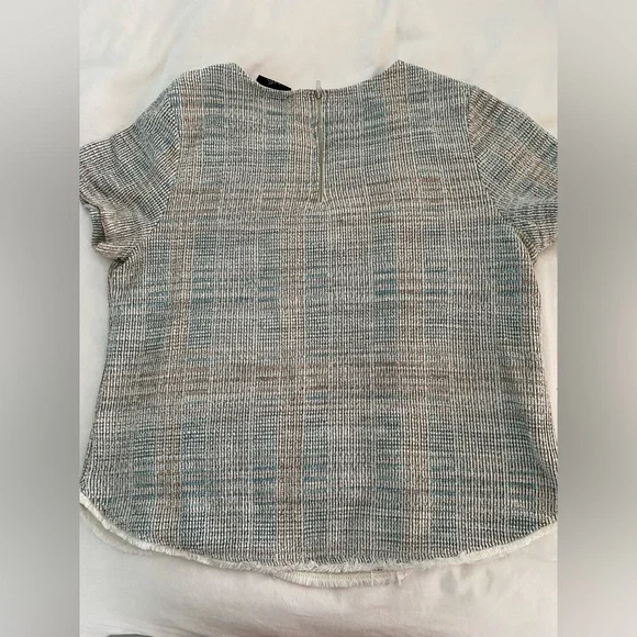 W5 Knit Textured Blue Beige Fringe Bottom Shirt Size XL - Picture 7 of 8